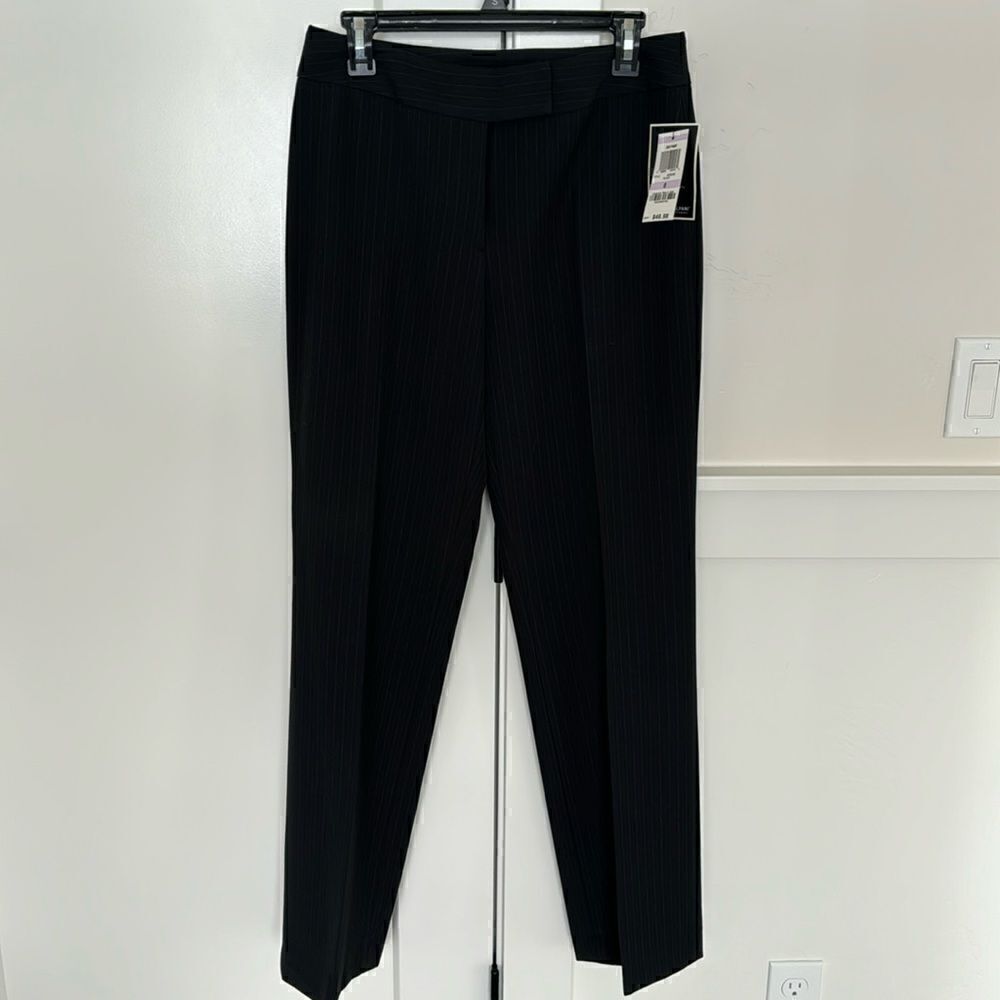 NWT Alfani Women’s Dress Trouser Black Striped Straight Leg Stretch Pants Size 6